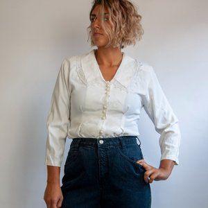 80s cream oversized collar blouse m medium / long sleeve lace blouse / lace bib